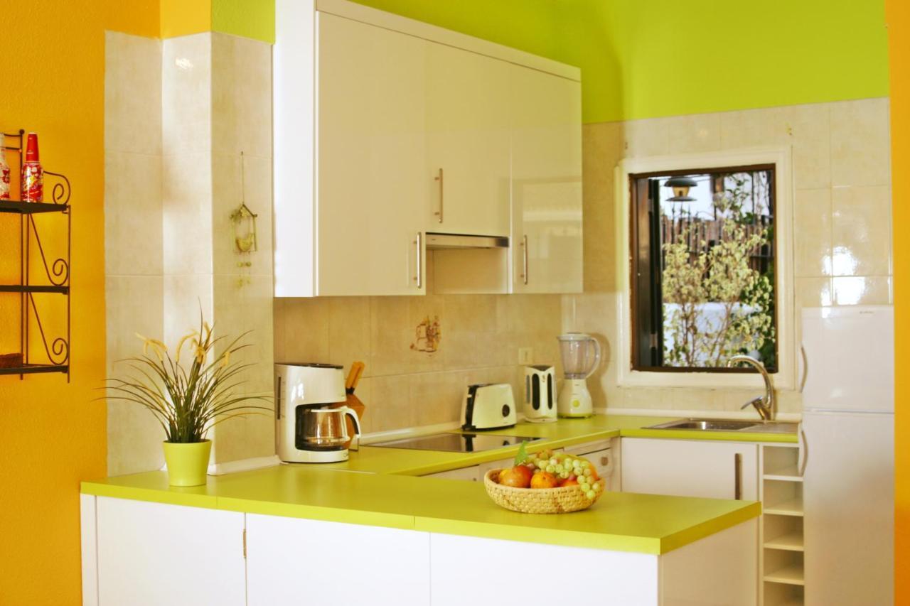Remarkable 2-Bed House In Chayofa With Pool 외부 사진